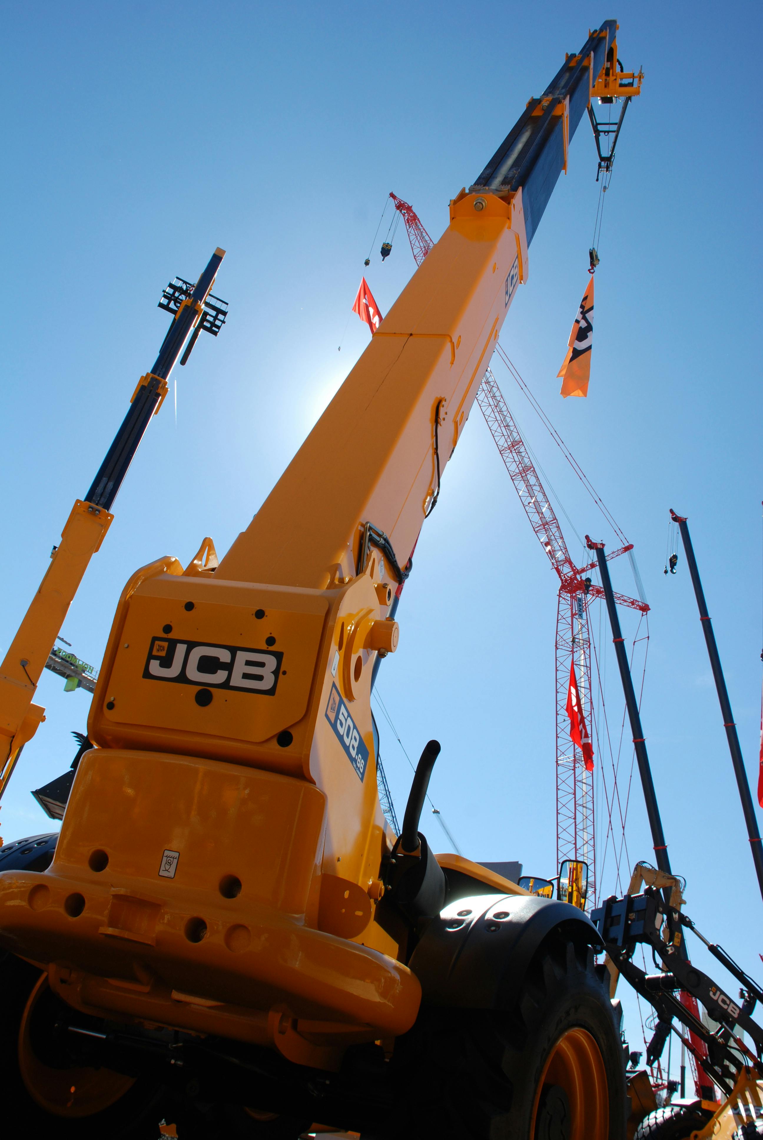 JCB Reveals Telehandler Advancements at ConExpo | Construction News