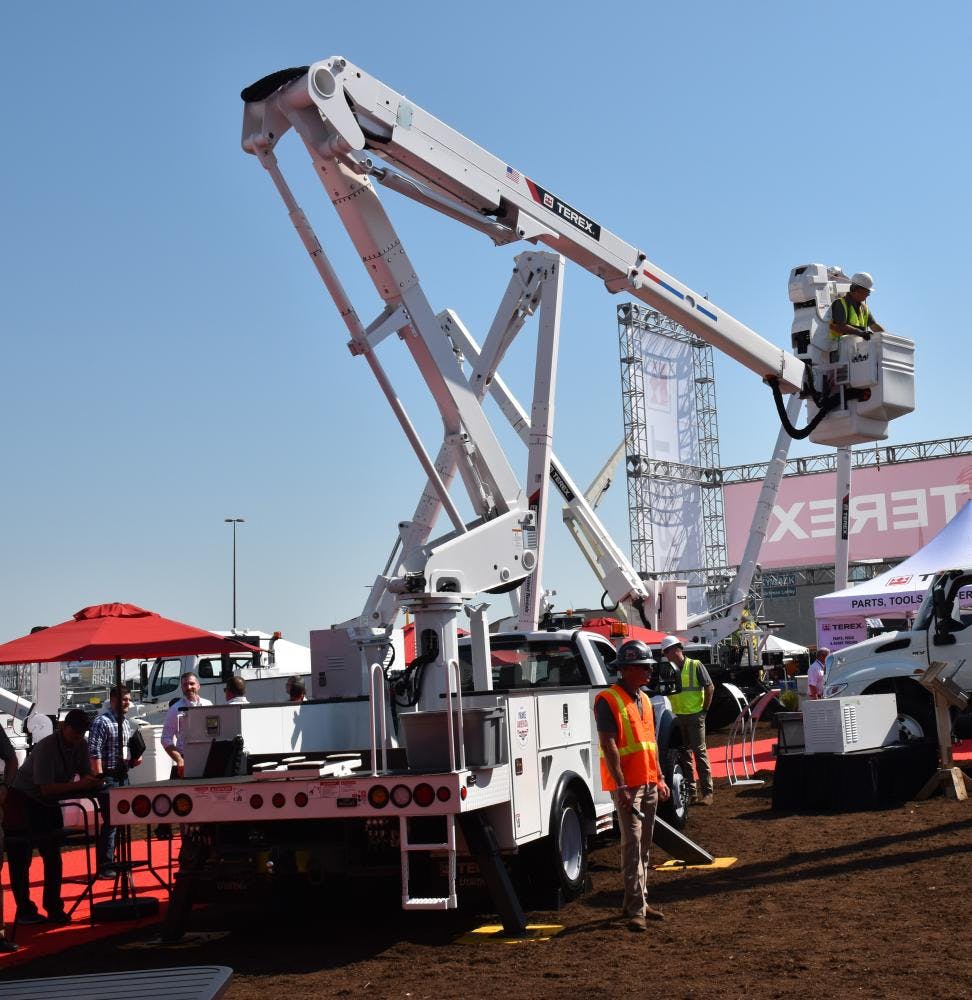 Terex Utilities Demonstrated Evolving Hybrid Solutions at The Utility Expo