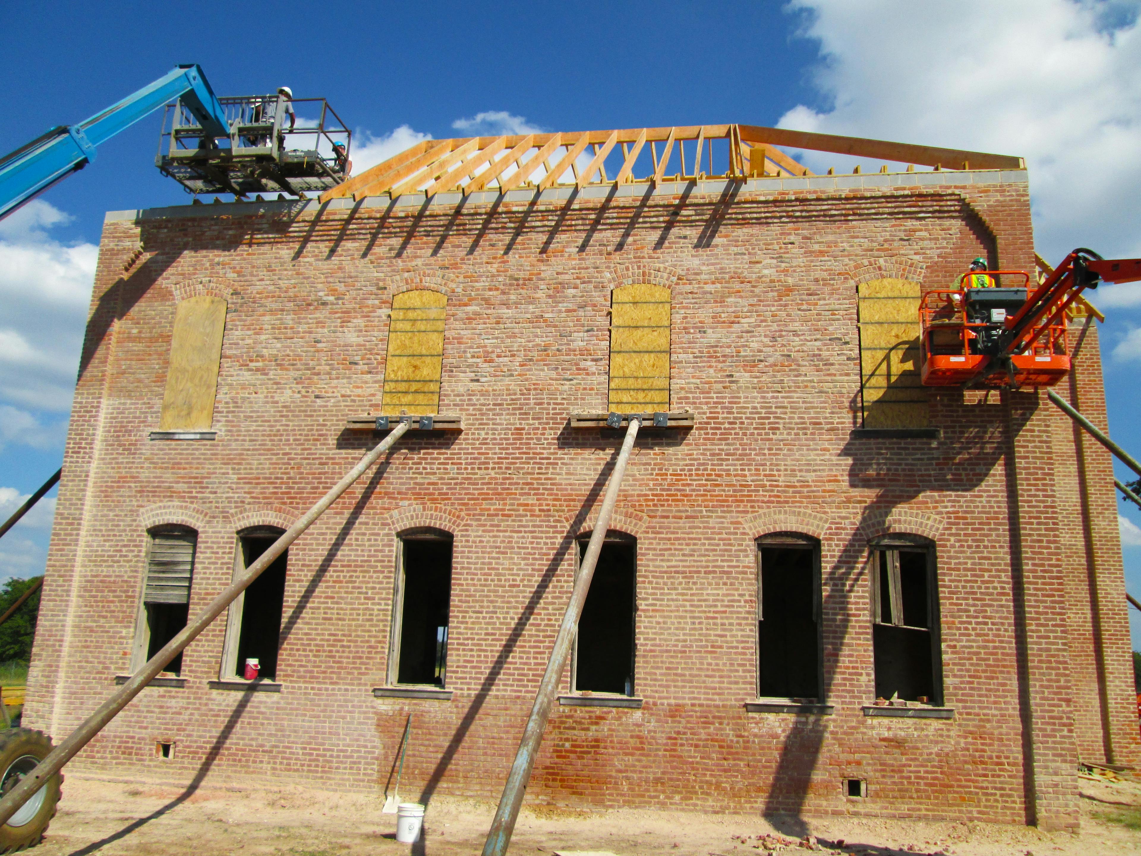 Boom Lifts, Telehandler Help with Restoration | Construction News