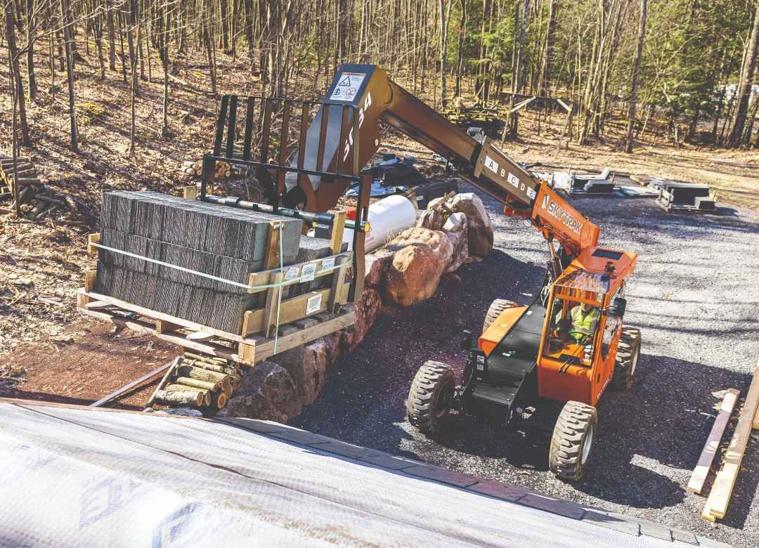 Product Roundup: Non-Rotating Telehandlers