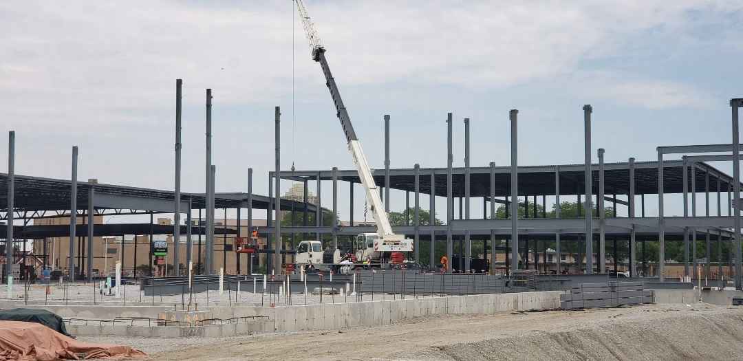 Owning Your Crane Fleet: The AISC Erector's Competitive Edge