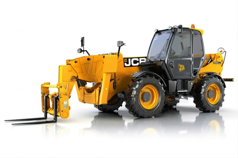 JCB Telescopic Handler Lifts Loads More than 65 Feet