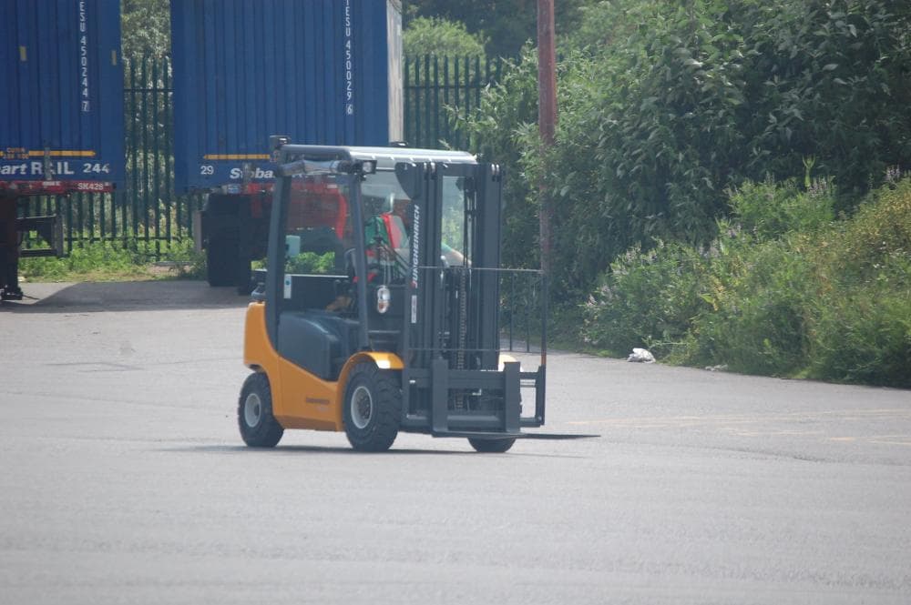 Olive-Harvey Announces High-Tech Forklift-Simulator Training