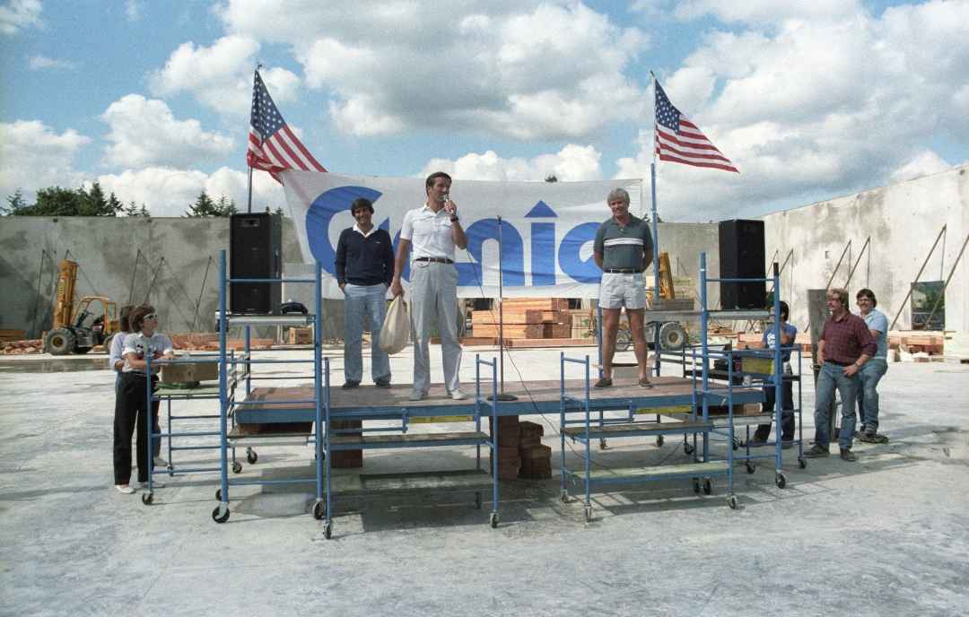 article-image