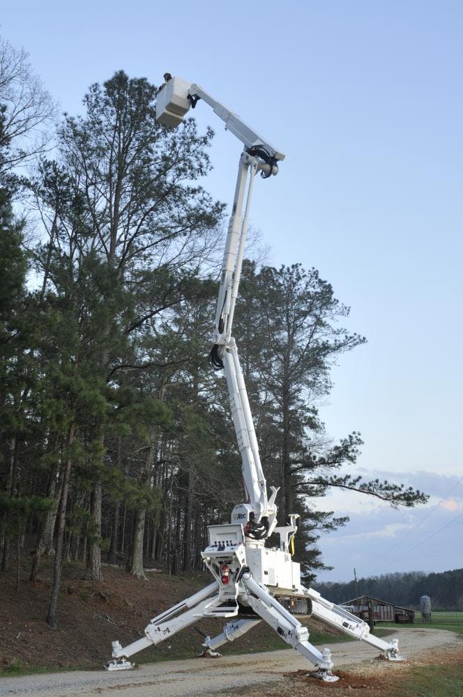 Altec Unveils Tough New Tracked Lift