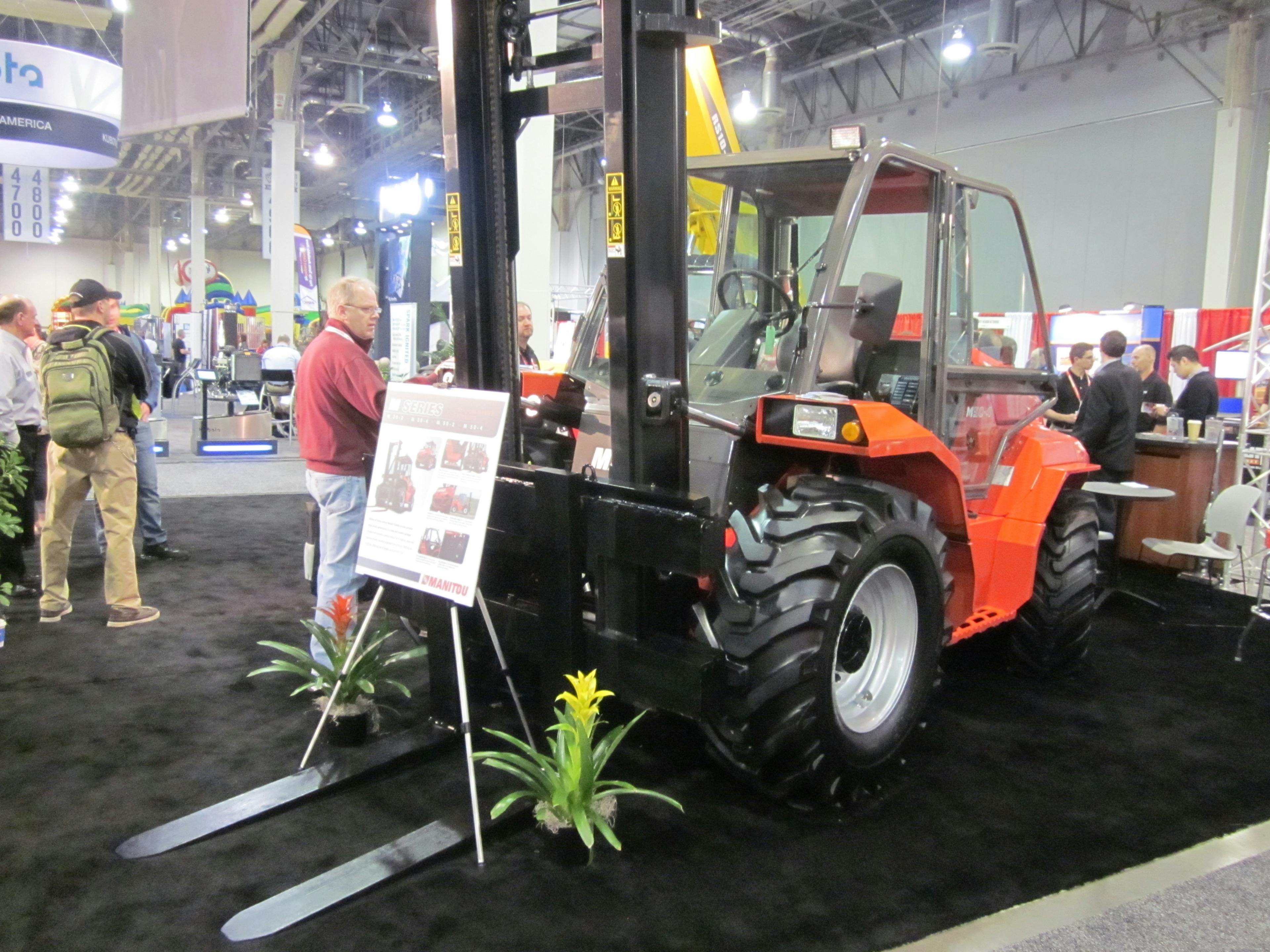 Manitou Adds M Series RT Straight-Mast Forklift to Product Offerings | Daily Construction News