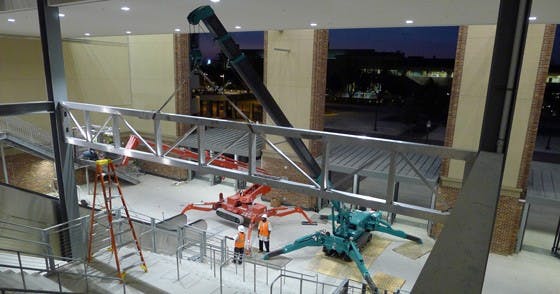 Maeda Mini-Crane Makes Confined Lift in Texas Stadium 