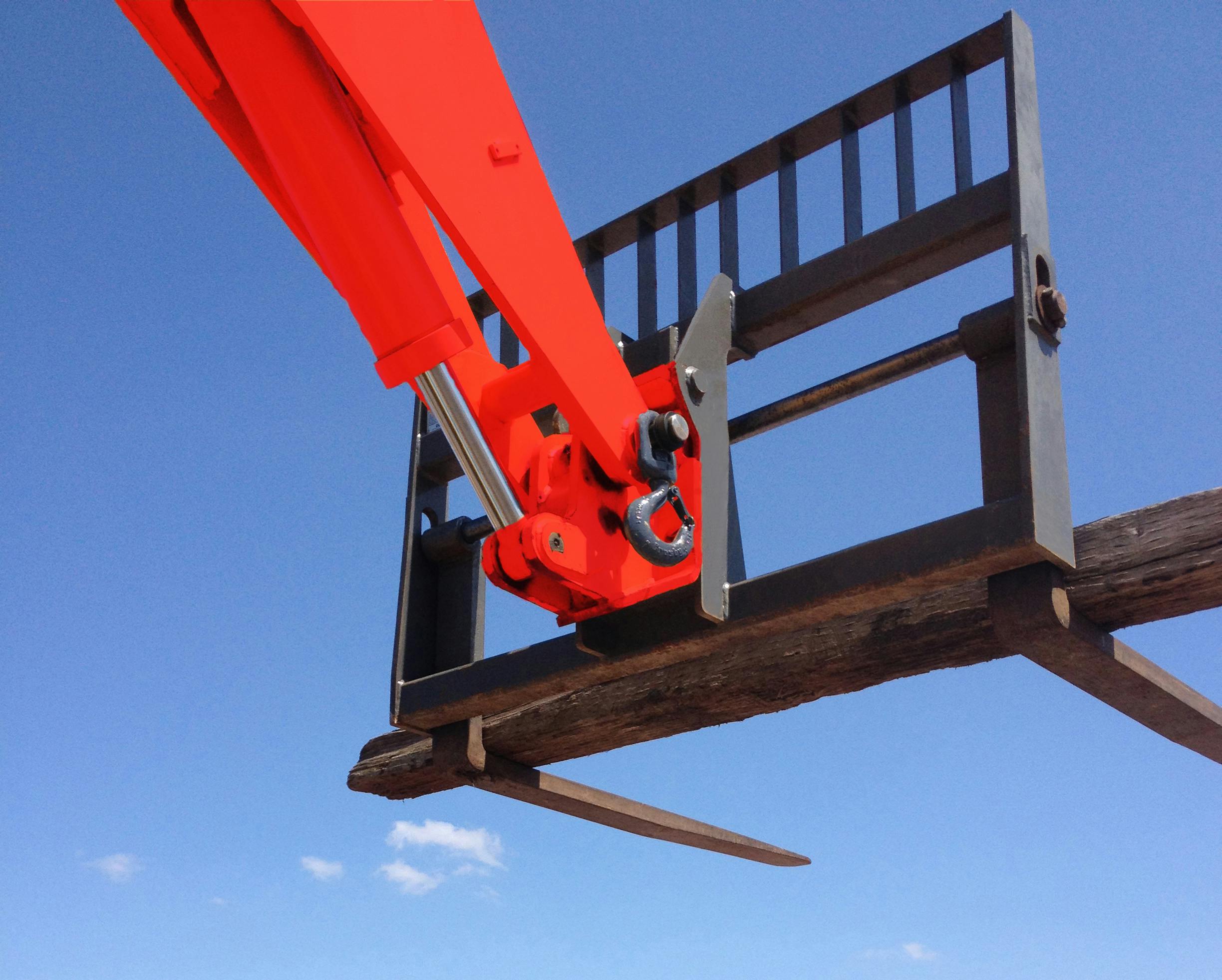 Manitou Unveils New Boom Tip Lift Hook for MT Series Telescopic Handlers | Construction News