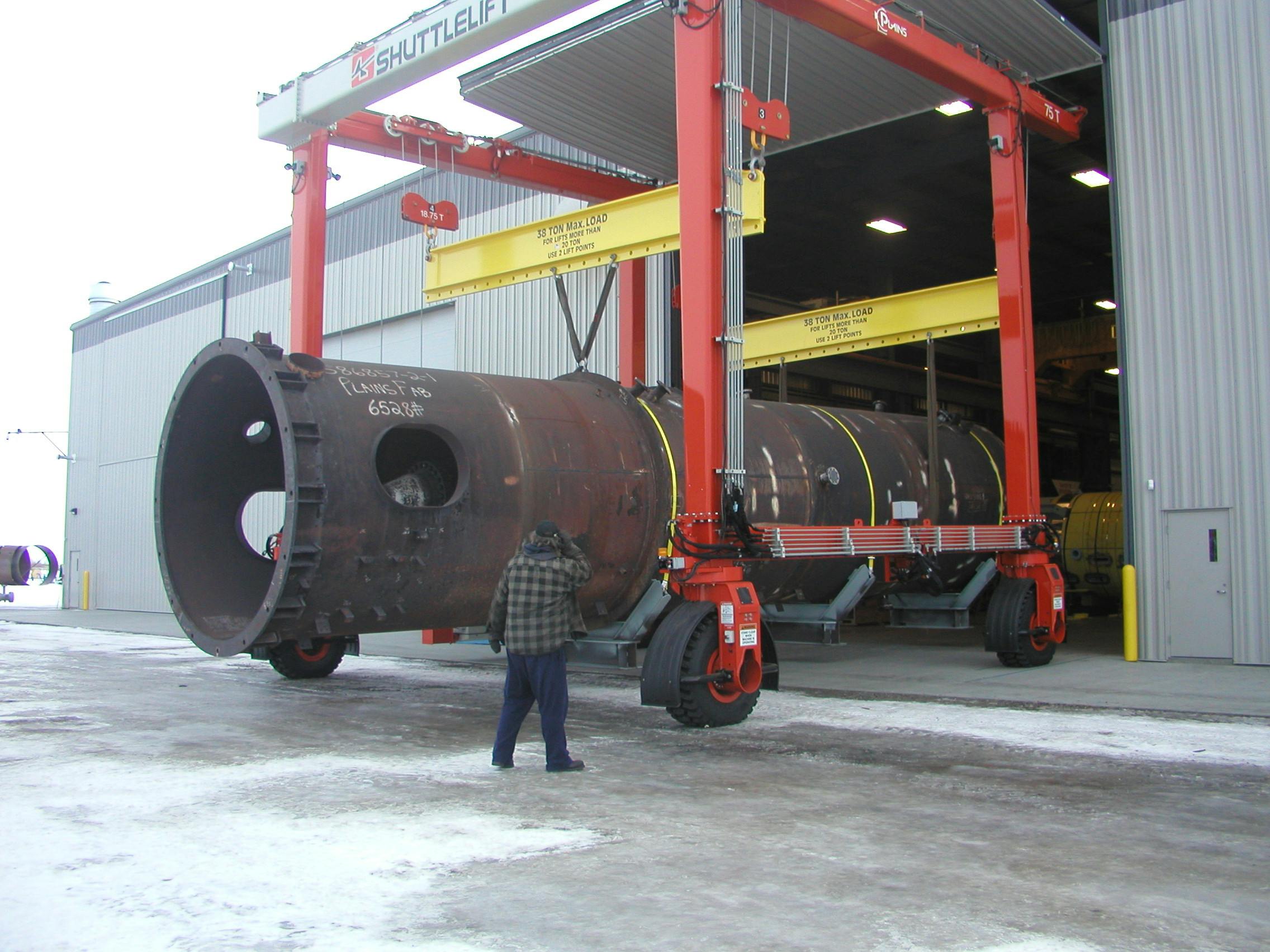 Shuttlelift Supplies Gantry Crane for Steel Fabricator