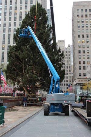 Tri Lift Inc. Provides Genie Boom Lift for Rockefeller Center Tree Installation | Powered Access